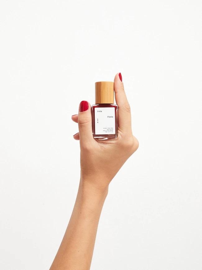 Liciaflorio Neglelakk - India