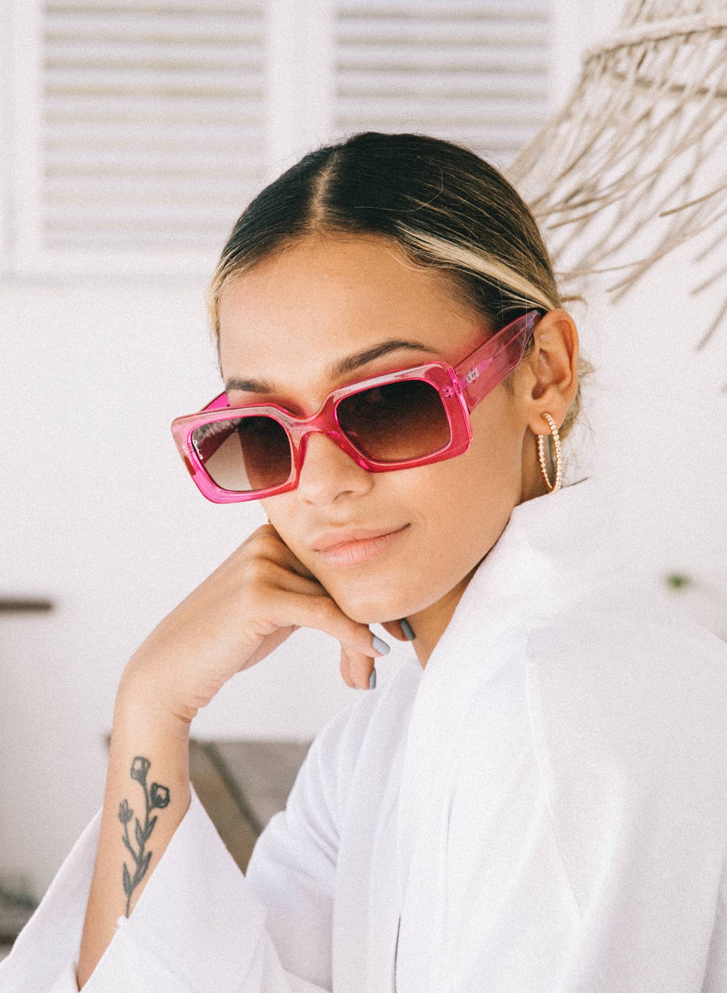 Otra Eyewear solbriller Louey - pink