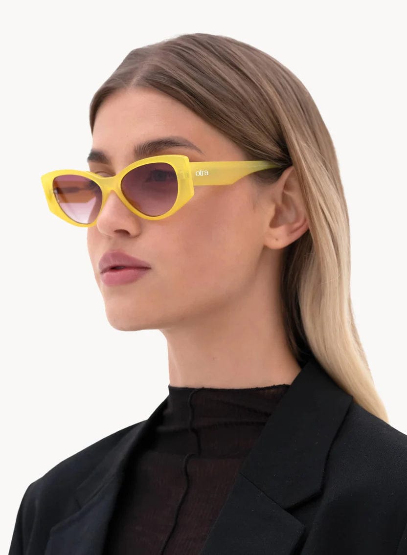 Otra Eyewear solbriller Monroe - lime/brown fade