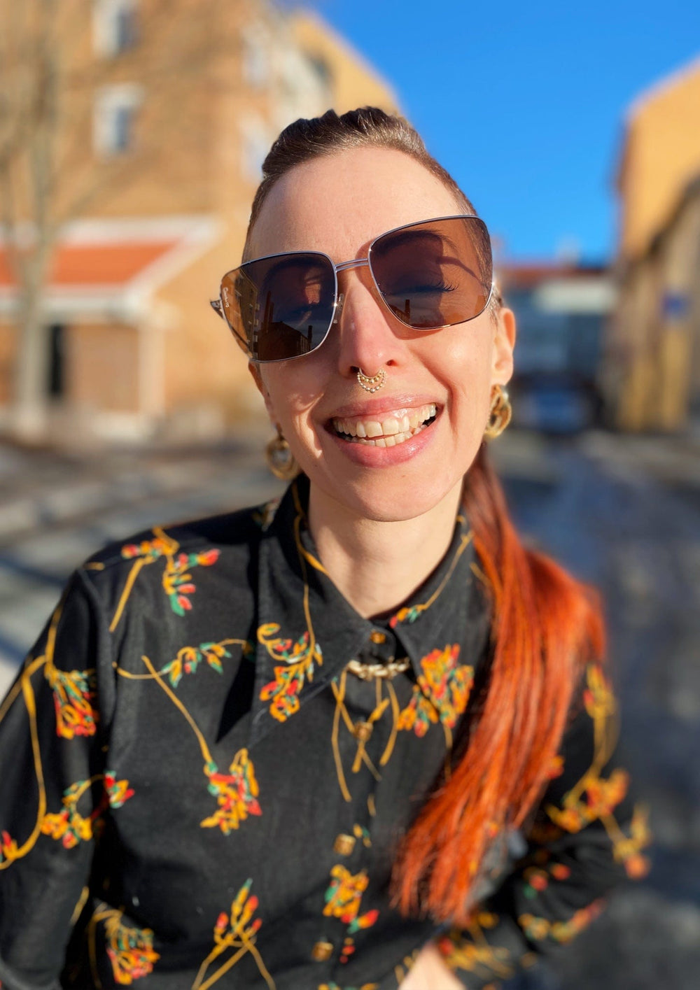Otra Eyewear solbriller Rita gold