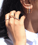 Last inn bildet i Galleri-visningsprogrammet, Pico øredobber Enamel hoops - lyseblå
