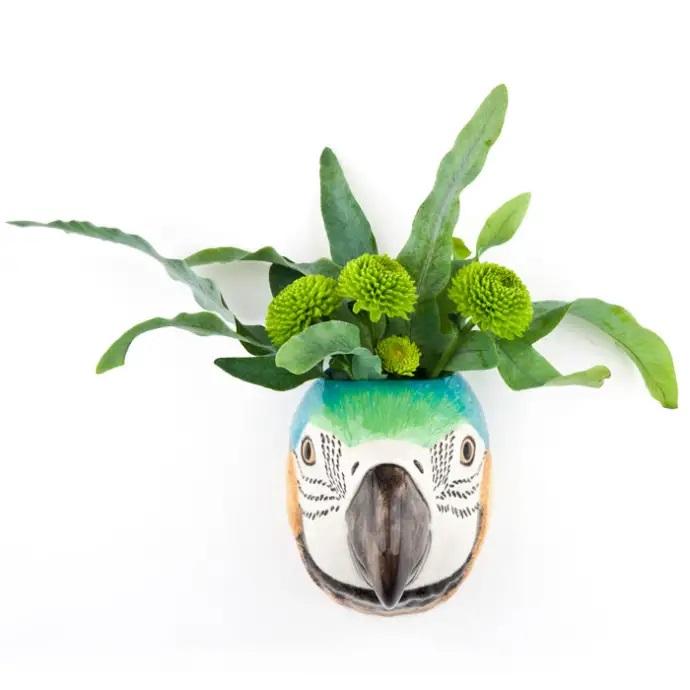 Quail Ceramics interiør Macaw - wall vase