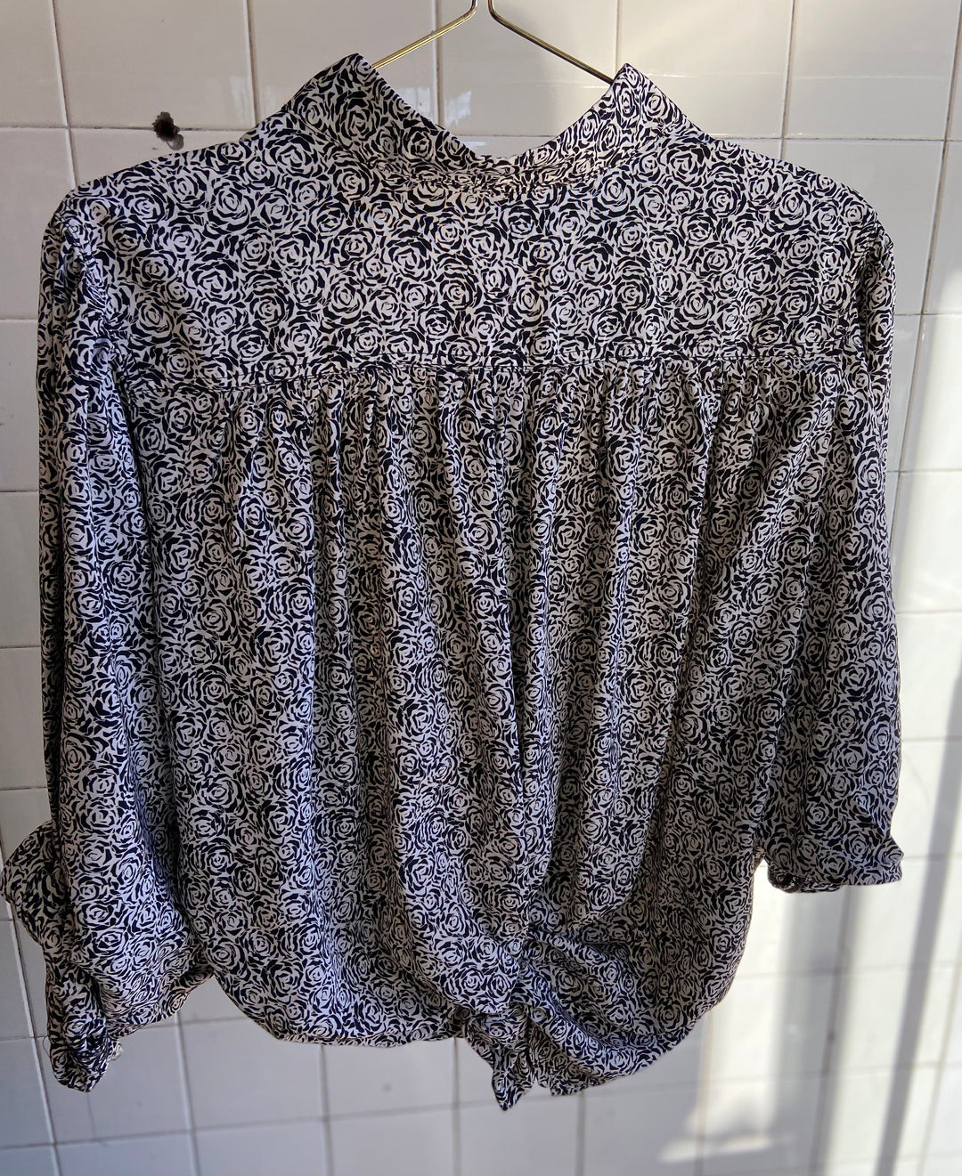 Vintage Vintage bluser 3XL Vintagebluse - Abstrakte roser , str 3XL