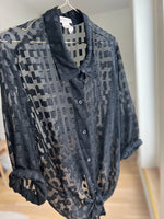 Last inn bildet i Galleri-visningsprogrammet, Vintage Vintage bluser 3XL Vintagebluse - Sorte brikker, str 3XL
